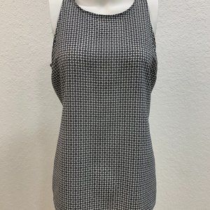Old Navy Women Size Medium Tank Shirt White/ Black